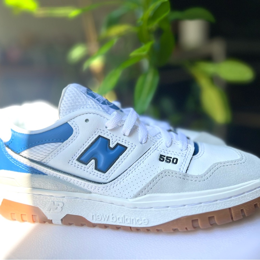 New Balance Big Kids' White and Blue Sneakers 550